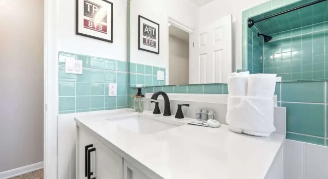 Sunny Side Up A Charming Retreat!, Book Hotel Tampa Florida