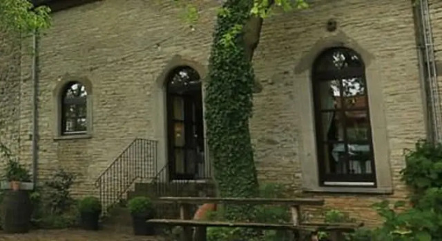 Eventhof und Gästehaus Weingewölbe, Varaa Hotelli Bermersheim 