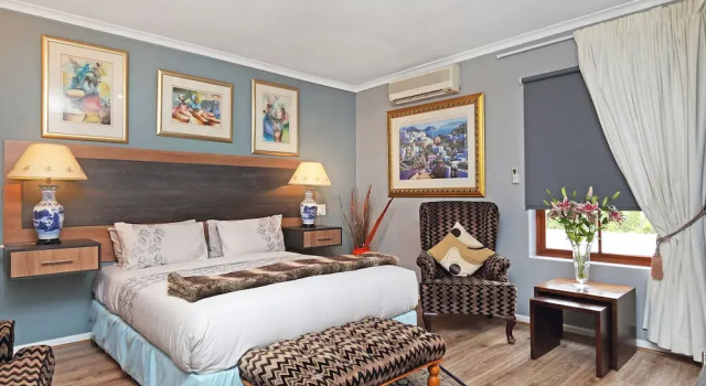 Номер Luxury 40 Winks Guest House Green Point Cape Town
