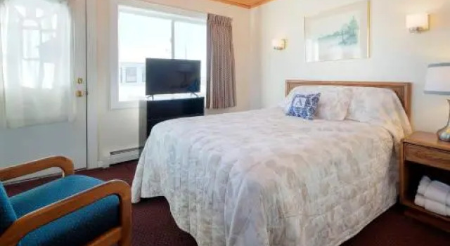 Alouette Beach Resort, Varaa Hotelli Hotellit New England uima-altaalla, Uima-allas