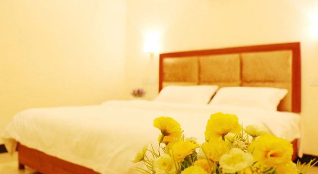 Huajun Hotel, Забронировать Отель Отели Яншо 3 звезды, рядом с Парк Яншо, 3*