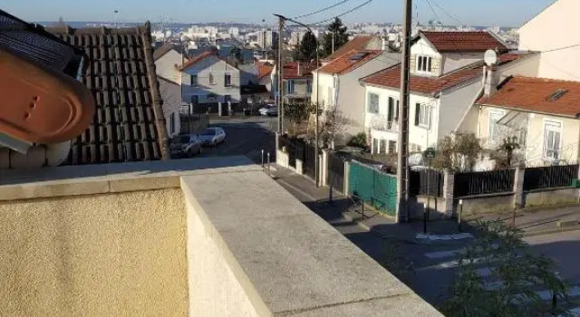 Logement calme et ensoleillé dans maison de ville