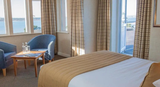 Двухместный номер Standard с балконом и с видом на гавань Harbour Heights Hotel