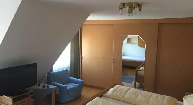 Gasthof Schlosstoni, Rezervați Hotel Stainz 