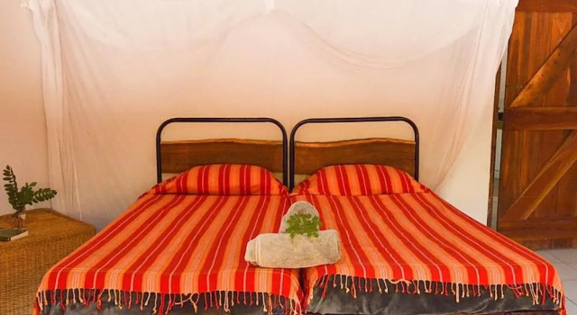 Kuti Wildlife Reserve, Prenota Hotel Salima Malawi