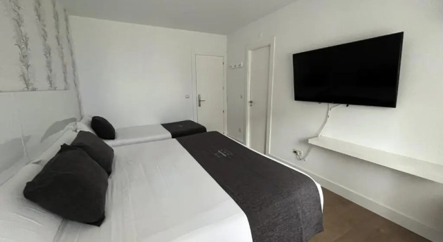 Трёхместный номер Standard Hotel Avelina