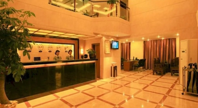 Purple Attic Holiday Hotel, Rezerwuj Hotel Beihai Guangxi