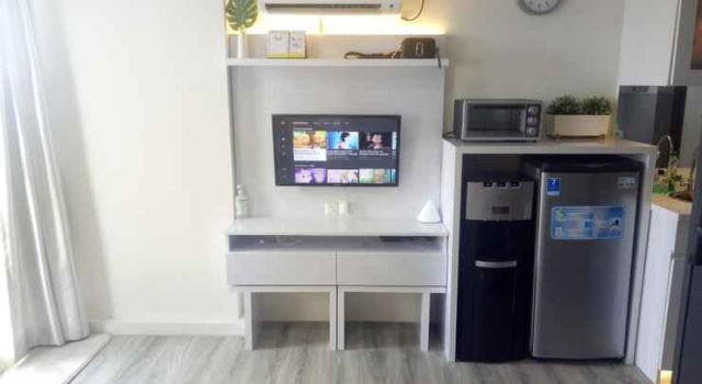Apartemen Bintaro Icon Family Room, Book Apartment Hotels in South Tangerang with a Pool, Swimming Pool