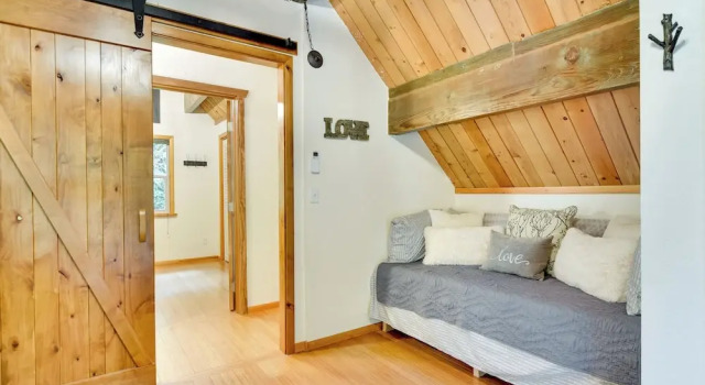 Peaceful Mt. Hood Cabin w/ Hot Tub & Fire Pit!, Reserva ahora Casa o chalet Zigzag Estados Unidos