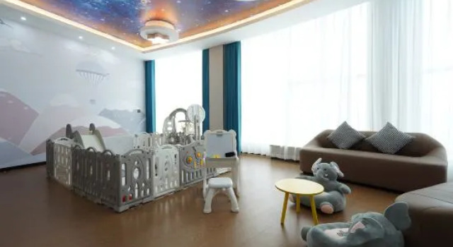 Семейный люкс H Hotel (Yiyang Hunan City College)