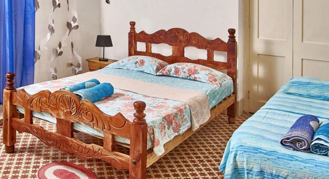 Casa Colonial Hany y Alejandro, Забронировать Отель Отели Гаваны с завтраком, рядом с Старая площадь, Завтраки