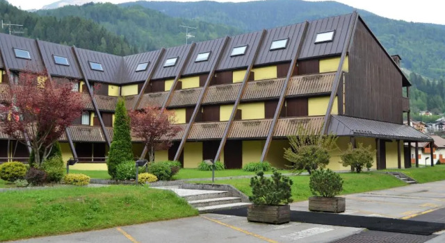 Trilocale Centro Pineta 065 Pinzolo, Забронировать Отель Пинцоло Мадонна-ди-Кампильо
