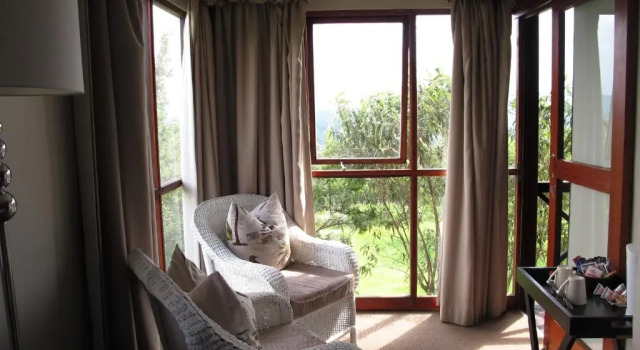 Люкс Midlands Forest Lodge