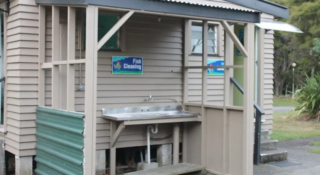 Turangi Kiwi Holiday Park, Rezerwuj Hotel Turangi 