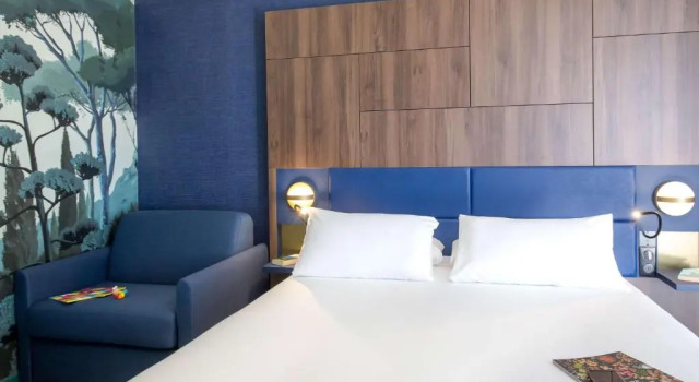 Двухместный номер Privilege с балконом и с видом на сад Mercure Marseille Centre Bompard La Corniche
