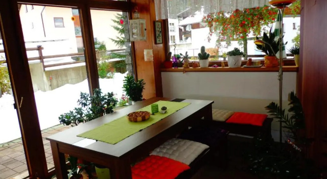 Haus Bergkristall, Rezerwuj Hotel Hotele w Tyrol z parkingiem, Parking