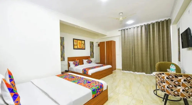 Номер Standard Hotel Golden Petals