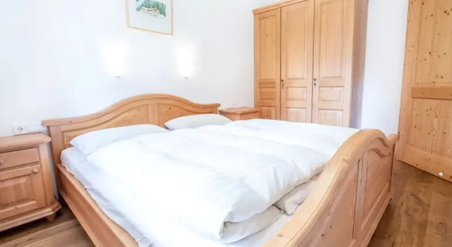Chalet Hochkrimml With Sauna on the ski Slope