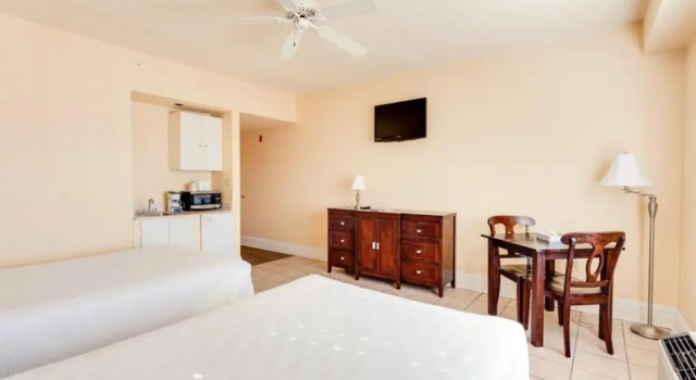 Двухместный номер Standard Naples Park Central Hotel