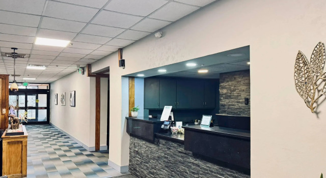 Quality Inn Conference Center Logansport, Book Hotel Hoteller i Logansport med parkering, Parkering