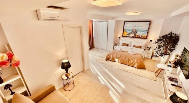 Leo s Garden View Apartment Cozy 1BR