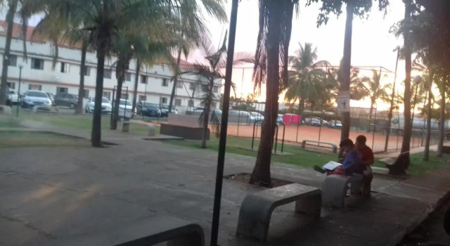 Residencia em Brasilia, Rezerwuj Hotel Hotele w Distrito Federal z parkingiem, Parking