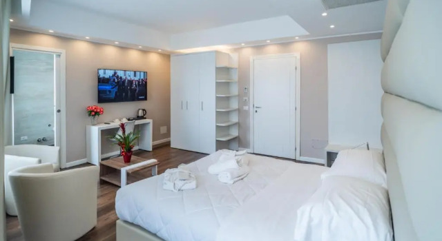 Полулюкс Deluxe Hotel Globo Suite-Correnti hotels
