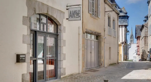 galerie Angle3, Забронировать Отель Отели Finistère с парковкой, Парковка