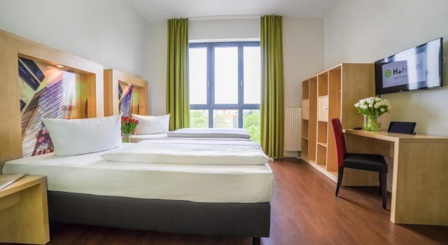 Номер Comfort H+ Hotel 4Youth