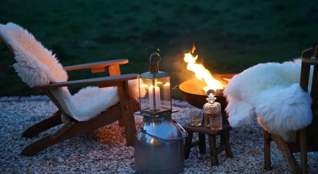 Luxury Hut - With own hot Tub, in Tunbridge Wells, Забронировать Отель Отели Роял-Танбридж-Уэллс 3 звезды, рядом с Calverley Grounds, 3*