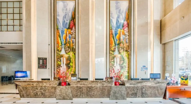 Ming Hua Hotel, Rezerwuj Hotel Hotele w Aksu ze śniadaniem, Śniadanie