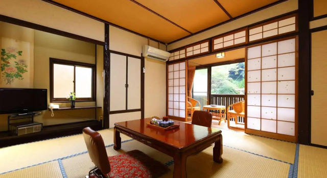 Yunohira Onsen Ryokan Hakuunso <Oita>, Prenota Hotel Hiji Oita