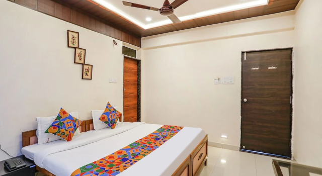 Номер Standard Fabexpress Girija Inn