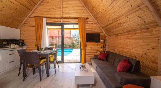 Marvelous Bungalow With Private Pool in Fethiye