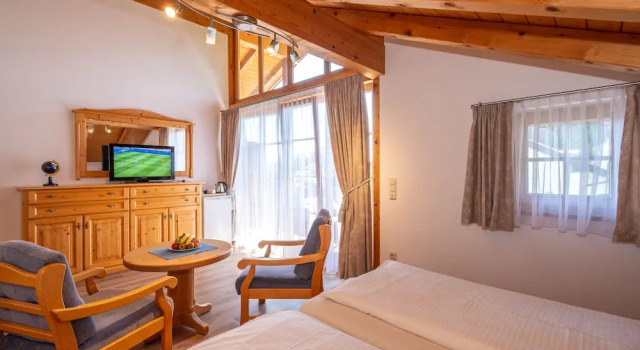 Двухместный номер Comfort с видом на горы Aparthotel Werdenfels