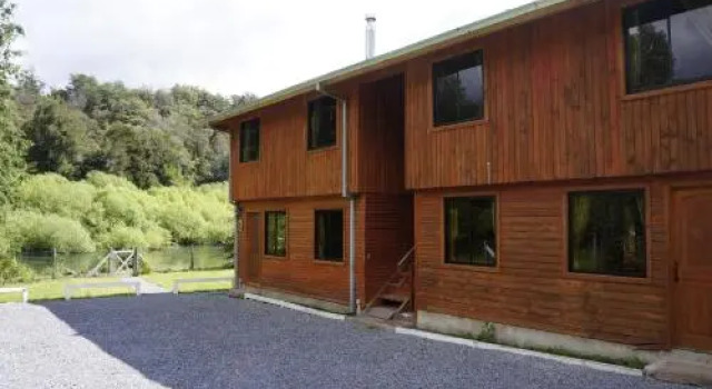 Cabañas MirMar, Book Hotel Hoteller i Neltume med parkering, Parkering