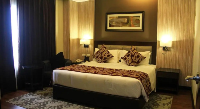 Полулюкс Brentwood Suites