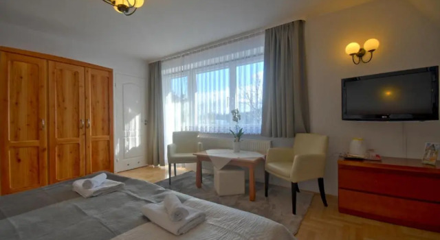 Standard Triple room with balcony and with mountain view Willa Amicus