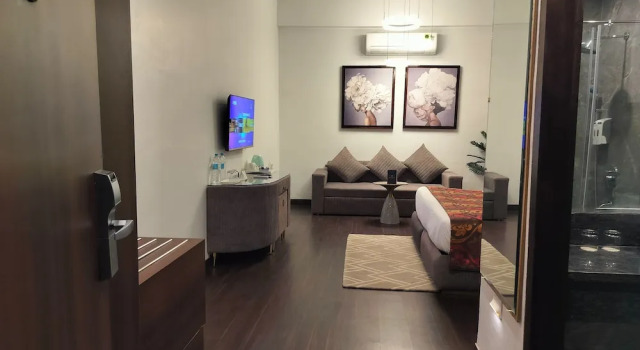 Двухместный номер Premium Bel-La Monde Hotel NH8 at 6km from IGI Airport Delhi