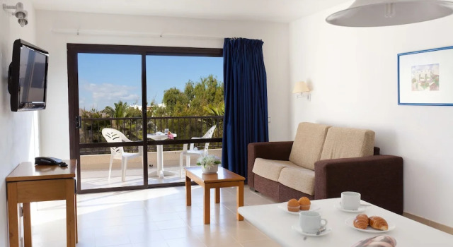 Апартаменты c 1 комнатой с балконом BLUESEA Costa Teguise Gardens