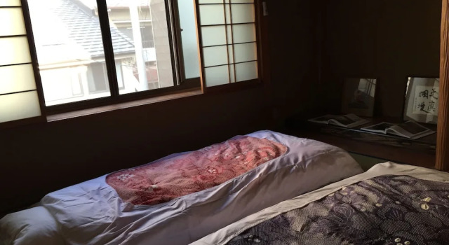 Кровать в общем номере Kyoto Guesthouse Oyado Kei