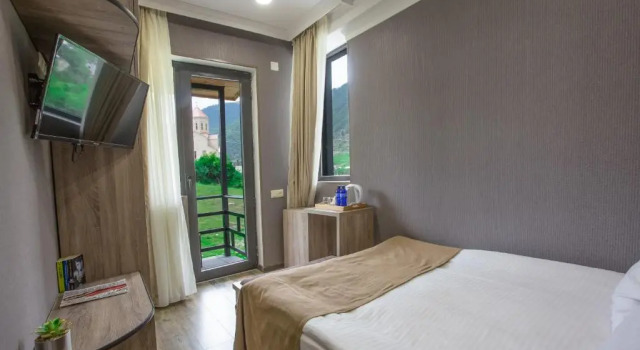 Двухместный номер Standard с балконом Suntower Hotel