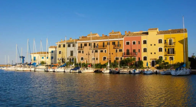 Valencia Port Saplaya Apartamentos