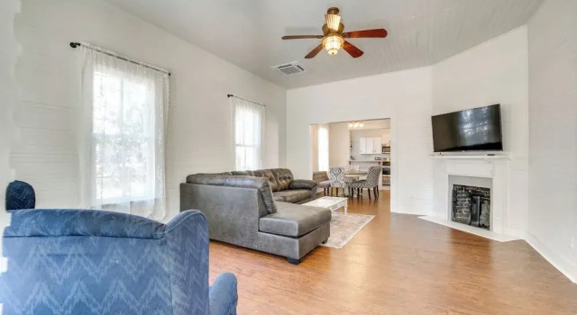 Charming 100-year-old Home < 1 Mi to Downtown, Buchen Sie Hotel Ocala Ocala National Forest