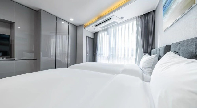 Song Jeong Hotel Blue Castle