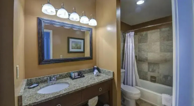 Люкс The Rockville Hotel, a Ramada by Wyndham