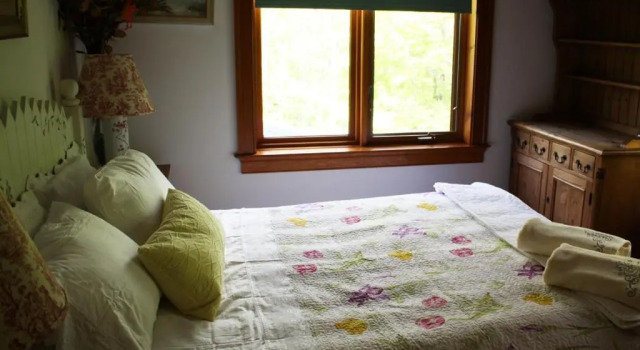 Номер Deluxe Honey Maple Grove BnB