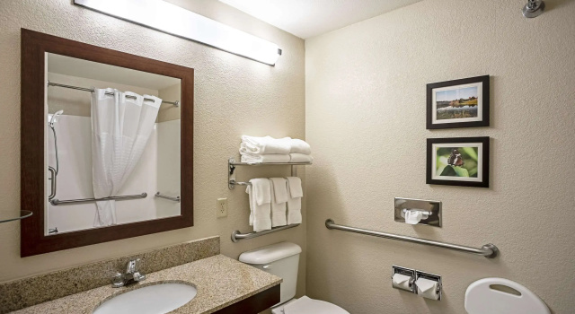 Двухместный люкс Comfort Inn & Suites Independence