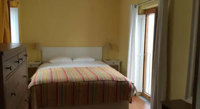 Casa de Charme em Evora, Забронировать Апартаменты/квартира Отели Эвора-Монте с парковкой, рядом с Church of Nossa Senhora da Graca, Парковка