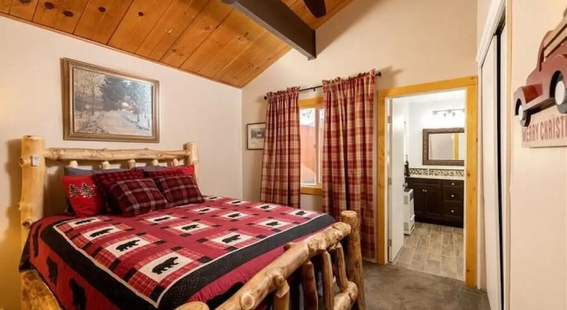 Cozy Red Cabin, Забронировать Дом для отпуска Биг-Бэар-Сити San Bernardino Mountains